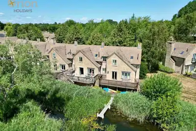 Image de Mill Village 63, Coot Cottage (P)