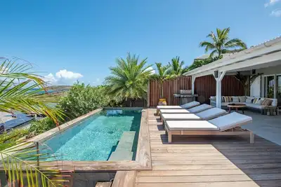 Image de Essenia (3/4 Rooms) Luxury villa