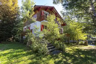 Image de Chalet des Melezes - Quatre Chambres Maison, Couchages 9