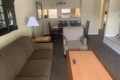Image de Holiday Family Getaway. Townhouse 4bdr for 12. Big unit, Big value.