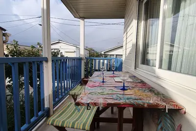 Image de Appartement climatisé à l'étage d'un chalet à 200m de la plage
