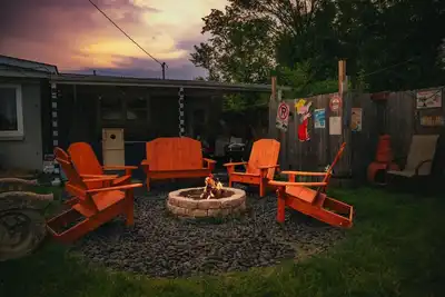 Image de Farm Ranch/Huge Hot tub/Retro/Solar/15 Downtown