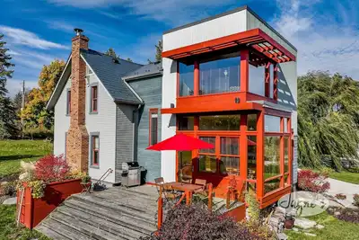Image de Delightful 4 bedroom 3 bath renovated farmhouse near Creemore