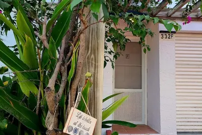 Newly renovated villa 5 minutes drive to beach