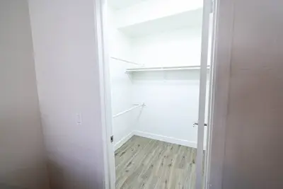 Image de Modern Upscale Comfy Gateway