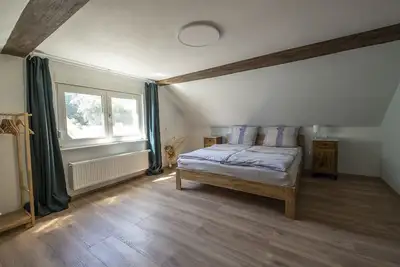 Image de Renoviertes Gemütliches Ferienhaus mit Terrasse und Garten, Direkt am Waldrand