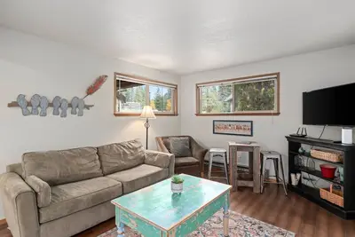 Image de Adorable and Affordable in Downtown Leavenworth