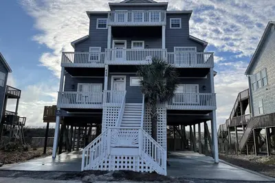 Image de beach front home