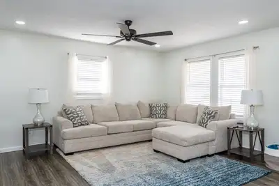 Image de *No Cleaning Fee*| New | Updated | 3 Bed\/2 Bath