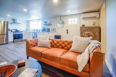 Image de Modern Barndominuim on stunning 100 Acre Ranch