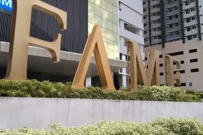 Image de The Iconic: Comfortable living by Awsom Phil