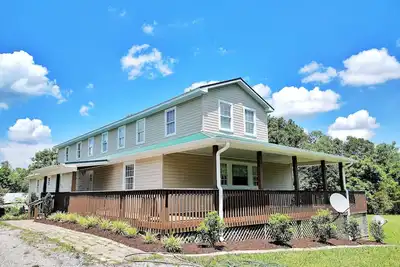 Image de Backwoods Family Getaway! 3 Bedroom house!