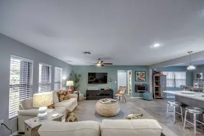 Image de Waterfront Pool Home close to Downtown Punta Gorda