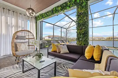 Image de Lakeview Luxury Villa in Storey Lake