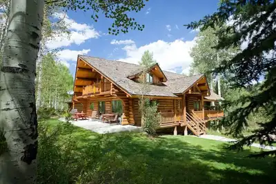 Image de Daniels Summit Mountain Cabin