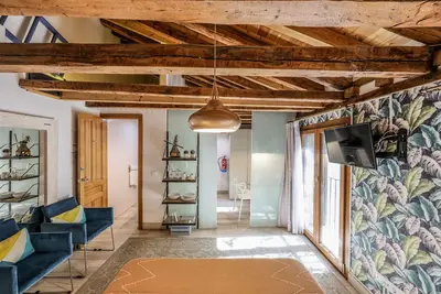 Image de Beautiful renovated Loft in the center N7