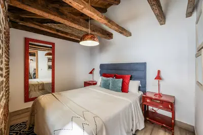Image de Beautiful renovated apartment in the center N6