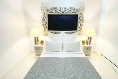 Image de Design apartment in Plaza Mayor 4d