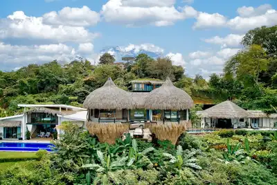 4 Lodging with Ocean View Tamarindo