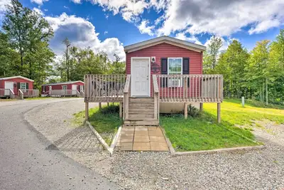 Image de Cassopolis Cabin w\/ Lake & Fishing Access!