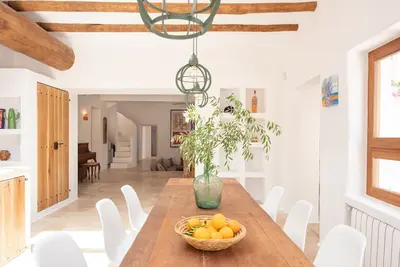 Image de Elegant Restored Luxury 600 year old Farmhouse I Las Chumberas I 6 Bedrooms I Stunning Views I Santa Gertrudis