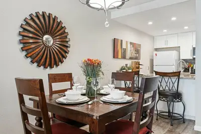 Image de Charming condo right in the heart of Scottsdale! Just steps from Old Town!