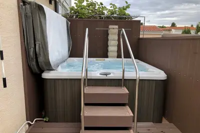 Image de Appartement Oak avec bain à remous commun