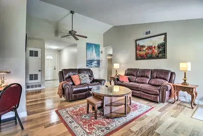 Image de Savannah Escape ~ 11 Mi to Historic District!