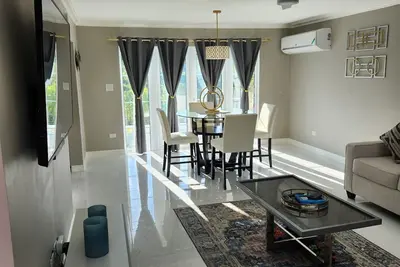 Image de Luxury Modern 2 Bedrooms 2. 5 Bathrooms, sleep 6