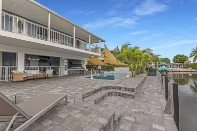 Image de Coco Palms Oasis! Easy access to the Gulf!