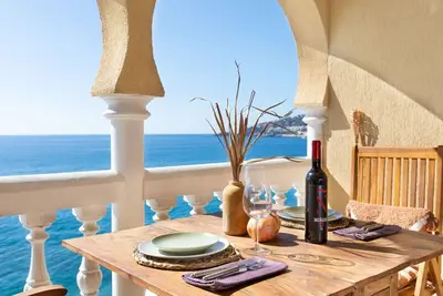 Confortable appartement pour 2 personnes avec Wifi, Tv et terrasse