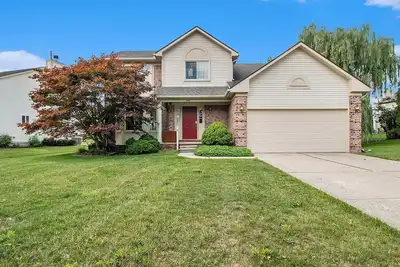 Image de Elegant Residence 3 Miles from Um Stadium