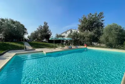 Image de Superbe appartement avec jardin