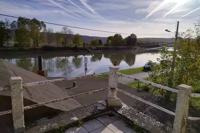 Image de Auberge Le bac  qui donne face à la marne