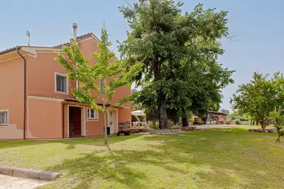 Image de Appartement \"Antica Fattoria Borghesi\" avec piscine, jardin et Wi-Fi