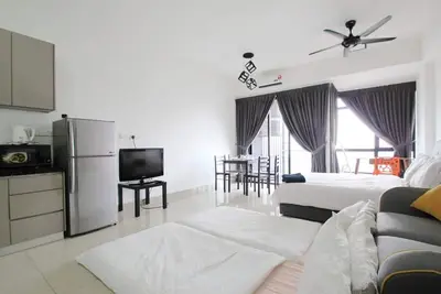 Image de A Lovely, Utropolis Studio Near Kdu, Free Parking