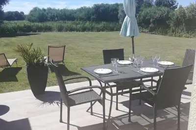 Image de marsh cottage in Guines