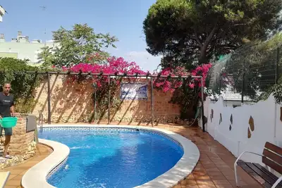 Image de Maison de vacances Punta Umbria pour 1 - 6 personnes avec 3 chambres Ă coucher - Maison de vacances
