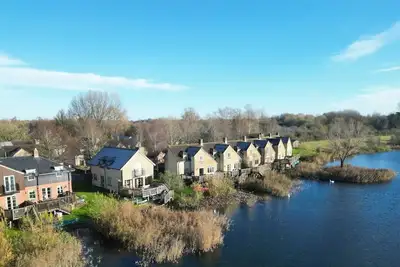 Image de Mill Village 68, Somer House (P)