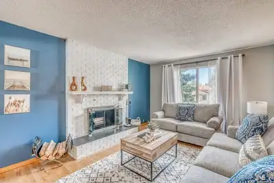 Image de Boho Retreat w/King Bed on Bow River Pathway