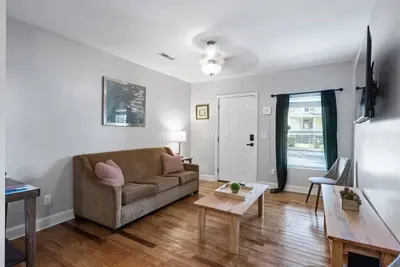 Image de Minutes to the Zoo & Downtown! - McCallie Dugout