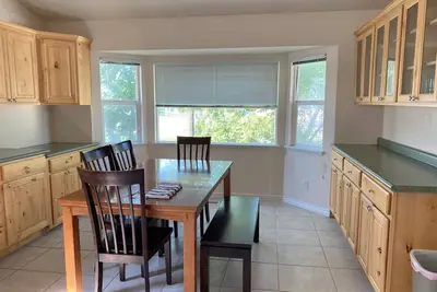 Image de 3 bedroom entire house, close to all ski resorts, center of All