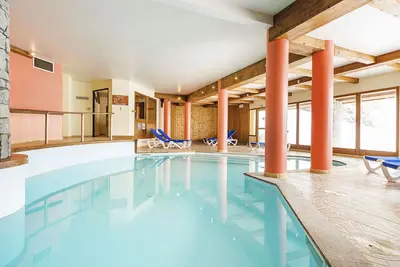 Image de Confortable appartement pour 8 personnes avec Wifi, piscine, Tv, terrasse et animaux admis