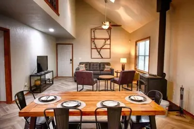 Image de Relaxing\/Enjoyable\/3 Level home - Lake Tenkiller