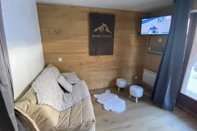 Image de Chaleureux appartement rénové ambiance chalet