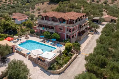 Image de Anemomylos Studios - Attic Two-Bedroom Apartment