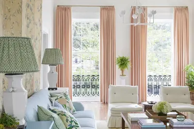 Image de Luxury Savannah Estate On Square with Courtyard + Parking by Lucky Savannah