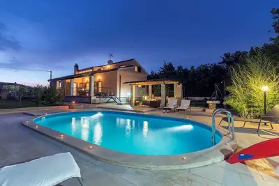 Image de Villa Lucia with Heated Pool