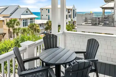 Image de Across from Private Beach Access, Community Pool, Outdoor Fire Pit, Gulf Views