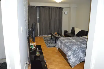 Image de Lovely Condo in Toronto